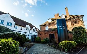Swan'S Nest Hotel